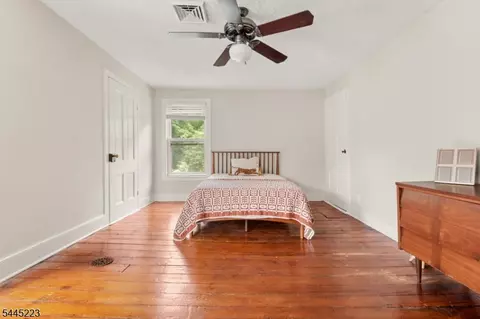 Bedroom - 139 Main St, Hampton, NJ 08827 photo 1 of 6