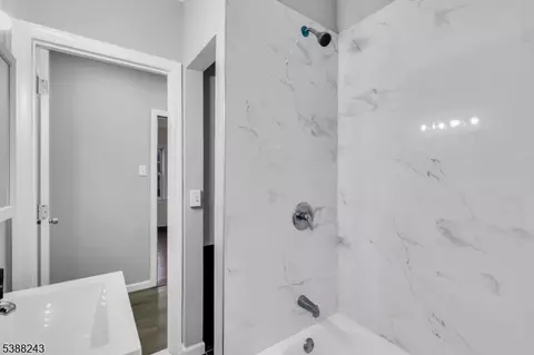 Bath - 906 Dewitt St, Linden, NJ 07036 photo 2 of 2