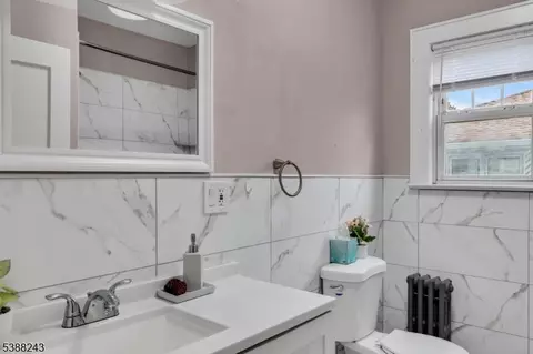 Bath - 906 Dewitt St, Linden, NJ 07036 photo 1 of 2