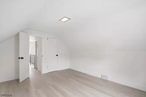 421 1st St, Middlesex, NJ 08846 photo 17