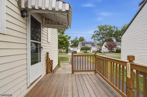 421 1st St, Middlesex, NJ 08846 photo 21