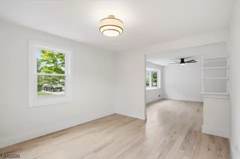 421 1st St, Middlesex, NJ 08846 photo 7