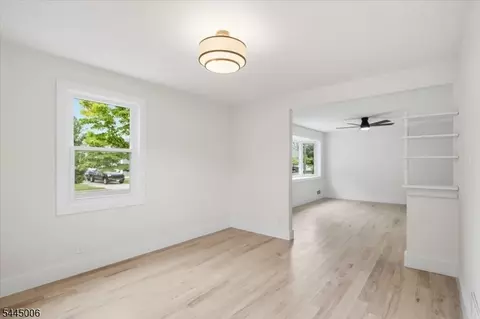 421 1st St, Middlesex, NJ 08846 photo 7