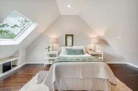 Bedroom - 43 Pine St, Millburn, NJ 07041 photo 7 of 10