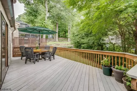 Exterior - 43 Pine St, Millburn, NJ 07041 photo 5 of 6