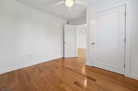 Bedroom - 1 Euclid Ave #2E, Summit, NJ 07901 photo 4 of 6