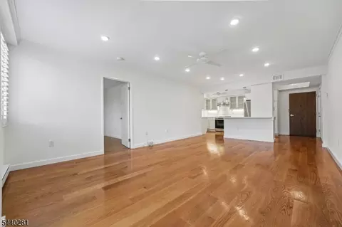 1 Euclid Ave #2E, Summit, NJ 07901 photo 8