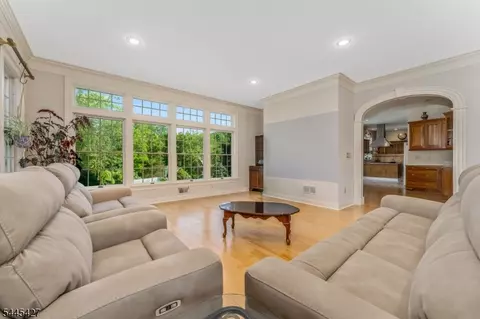 38 Larsen Rd, Ringoes, NJ 08551 photo 6