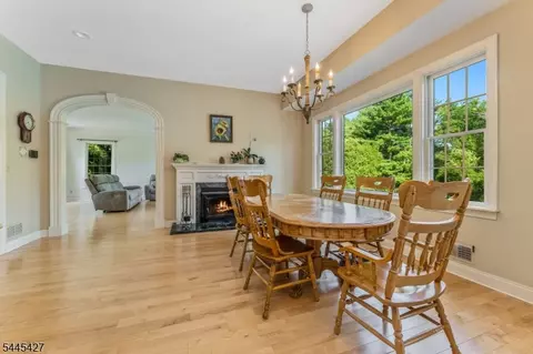 38 Larsen Rd, Ringoes, NJ 08551 photo 9
