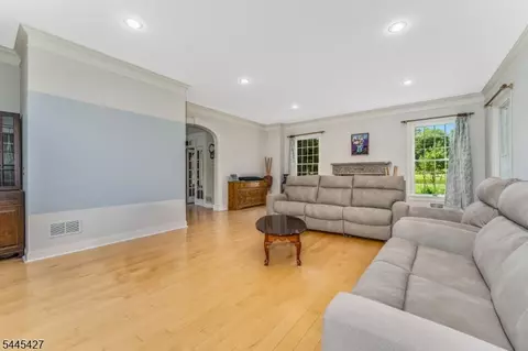 38 Larsen Rd, Ringoes, NJ 08551 photo 7