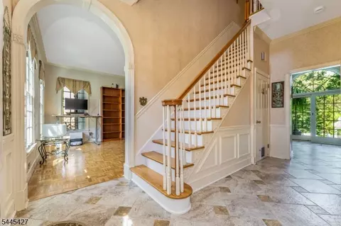 38 Larsen Rd, Ringoes, NJ 08551 photo 2
