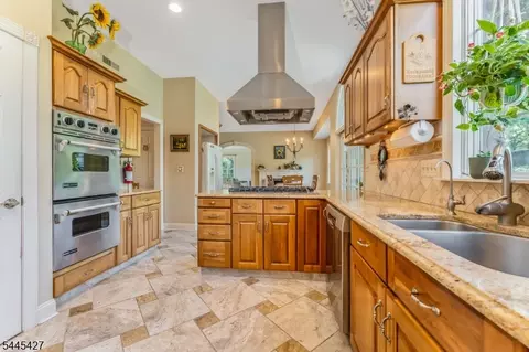 38 Larsen Rd, Ringoes, NJ 08551 photo 15