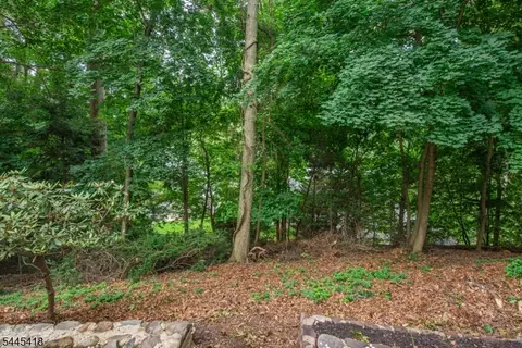 Exterior - 38 Valley View Ave, Summit, NJ 07901 photo 8 of 12