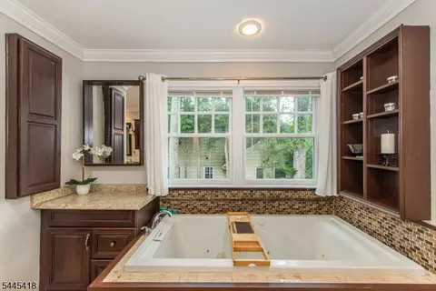 Bath - 38 Valley View Ave, Summit, NJ 07901 photo 2 of 6