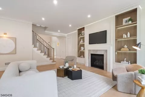 Living - 333 Harrison St, Paramus, NJ 07652 photo 2 of 7