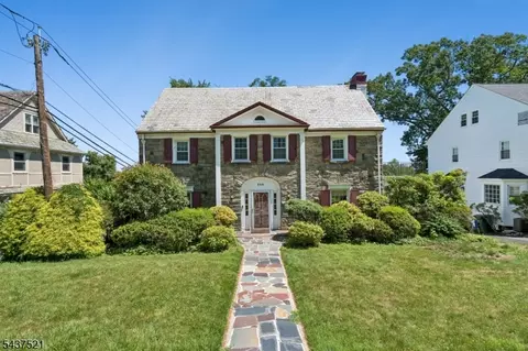 346 Harding Dr, South Orange Village, NJ 07079