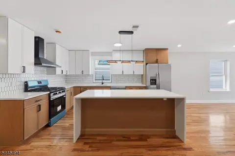 134 Shepard Ave, East Orange, NJ 07018