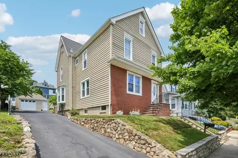21 Birch St, West Orange, NJ 07052