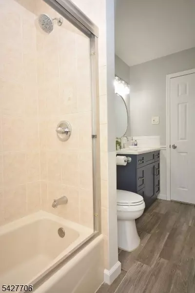 Bath - 1436 Coolidge St, Plainfield, NJ 07062 photo 3 of 3