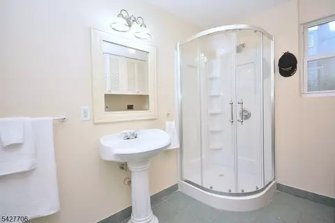Bath - 1436 Coolidge St, Plainfield, NJ 07062 photo 1 of 3