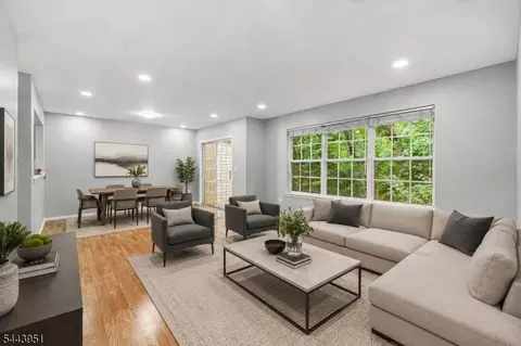 259 Retta Ct, Piscataway, NJ 08854