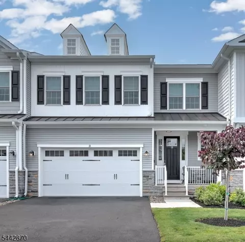 18 Hillandale Dr, Far Hills, NJ 07931