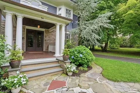 54 Myrtle Ave, Montclair, NJ 07042