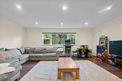 2467 State Route 10 #3B, Morris Plains, NJ 07950