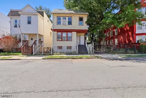 191 21st St, Irvington, NJ 07111