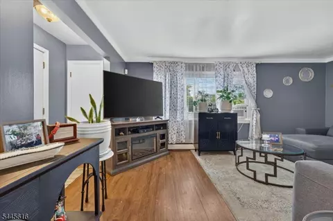 Living - 650 E 6th St, Plainfield, NJ 07060 photo 1 of 1