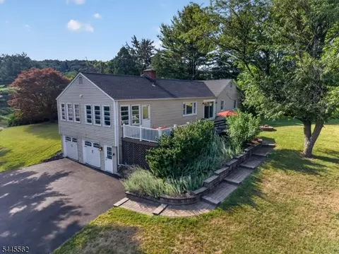 100 Black Brook Rd, Hampton, NJ 08827 photo 2
