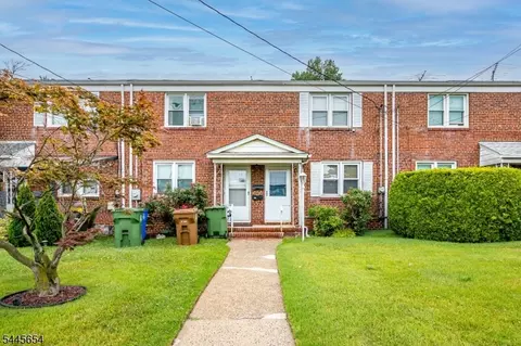 828 N Stiles St, Linden, NJ 07036