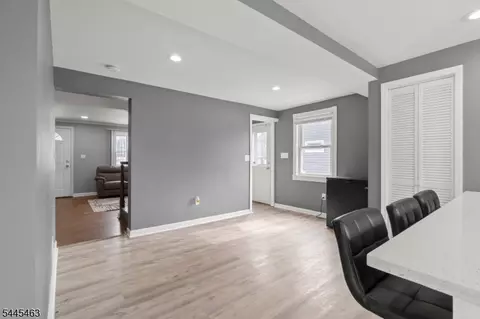 Entry Way - 429 1st St, Middlesex, NJ 08846 photo 4 of 4