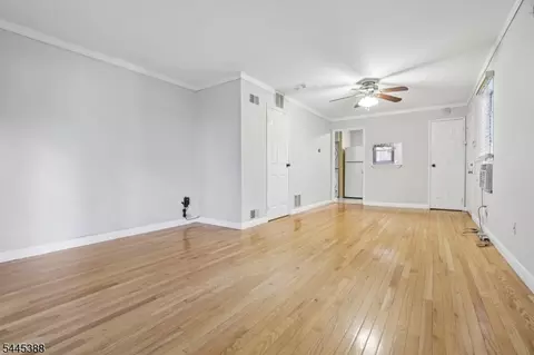 2 Cottage Pl #1, Morristown, NJ 07960
