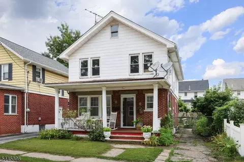 140 Valentine Pl, Woodbridge, NJ 07095