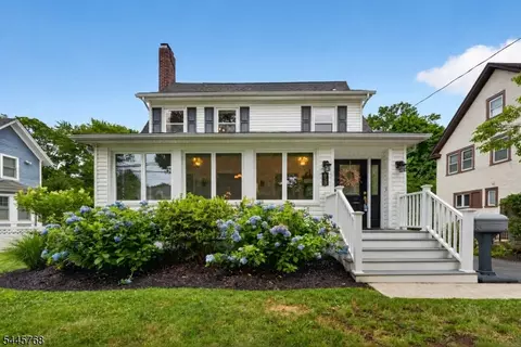 453 S Maple Ave, Glen Rock, NJ 07452