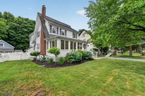 453 S Maple Ave, Glen Rock, NJ 07452