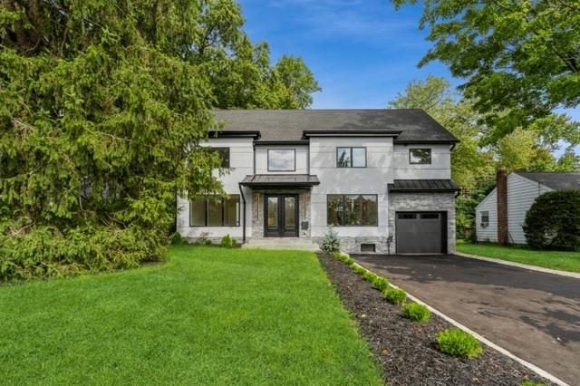66 E Gramercy Pl, Glen Rock, NJ 07452