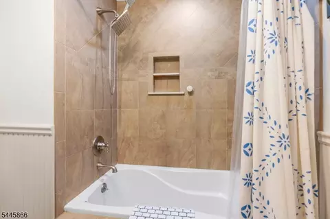 8 Hooker St, Middlesex, NJ 08846 photo 12