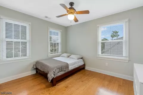 8 Hooker St, Middlesex, NJ 08846 photo 14