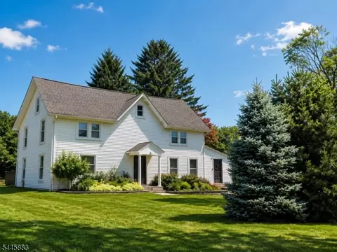8 Morris Tpke, Randolph, NJ 07869