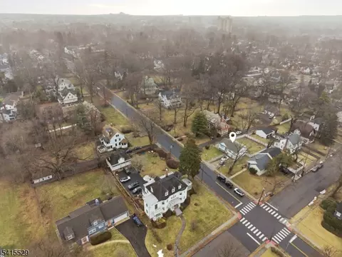 674 Berkeley Ave, City Of Orange, NJ 07050 photo 5