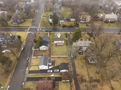 674 Berkeley Ave, City Of Orange, NJ 07050 photo 4