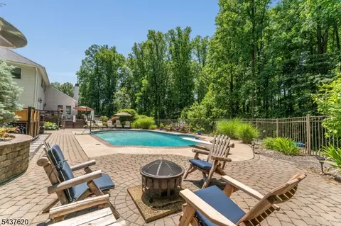 Exterior - 12 Wyckoff Rd, Hampton, NJ 08827 photo 12 of 18