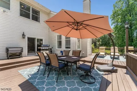 Exterior - 12 Wyckoff Rd, Hampton, NJ 08827 photo 3 of 18