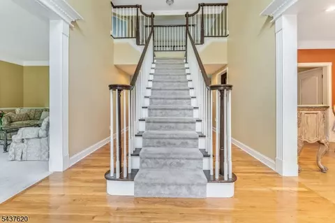 Entry Way - 12 Wyckoff Rd, Hampton, NJ 08827 photo 1 of 1