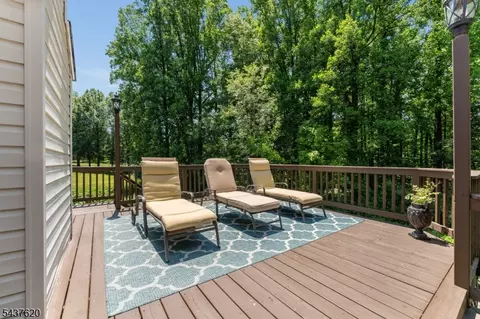 Exterior - 12 Wyckoff Rd, Hampton, NJ 08827 photo 7 of 18