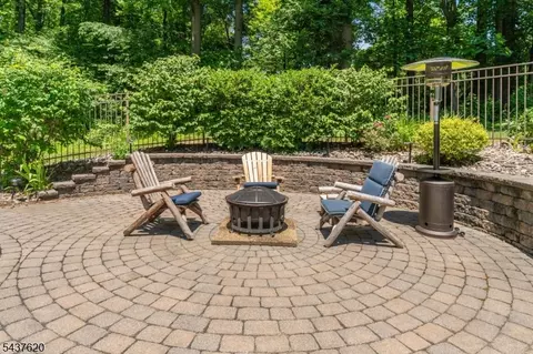 Exterior - 12 Wyckoff Rd, Hampton, NJ 08827 photo 11 of 18
