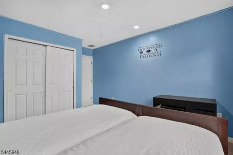 Bedroom - 115 Constitution Way, Basking Ridge, NJ 07920 photo 6 of 10