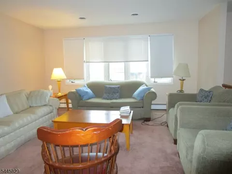 117 John St, Clark, NJ 07066 photo 2
